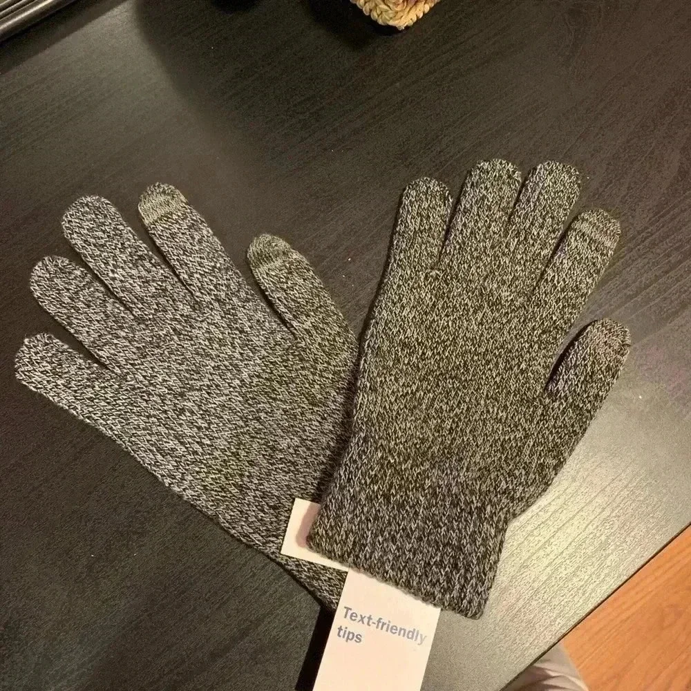 Gray Gloves Text Friendly NWT